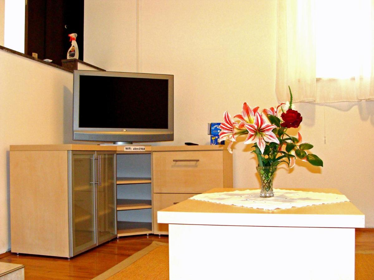 Apartment Meli *
